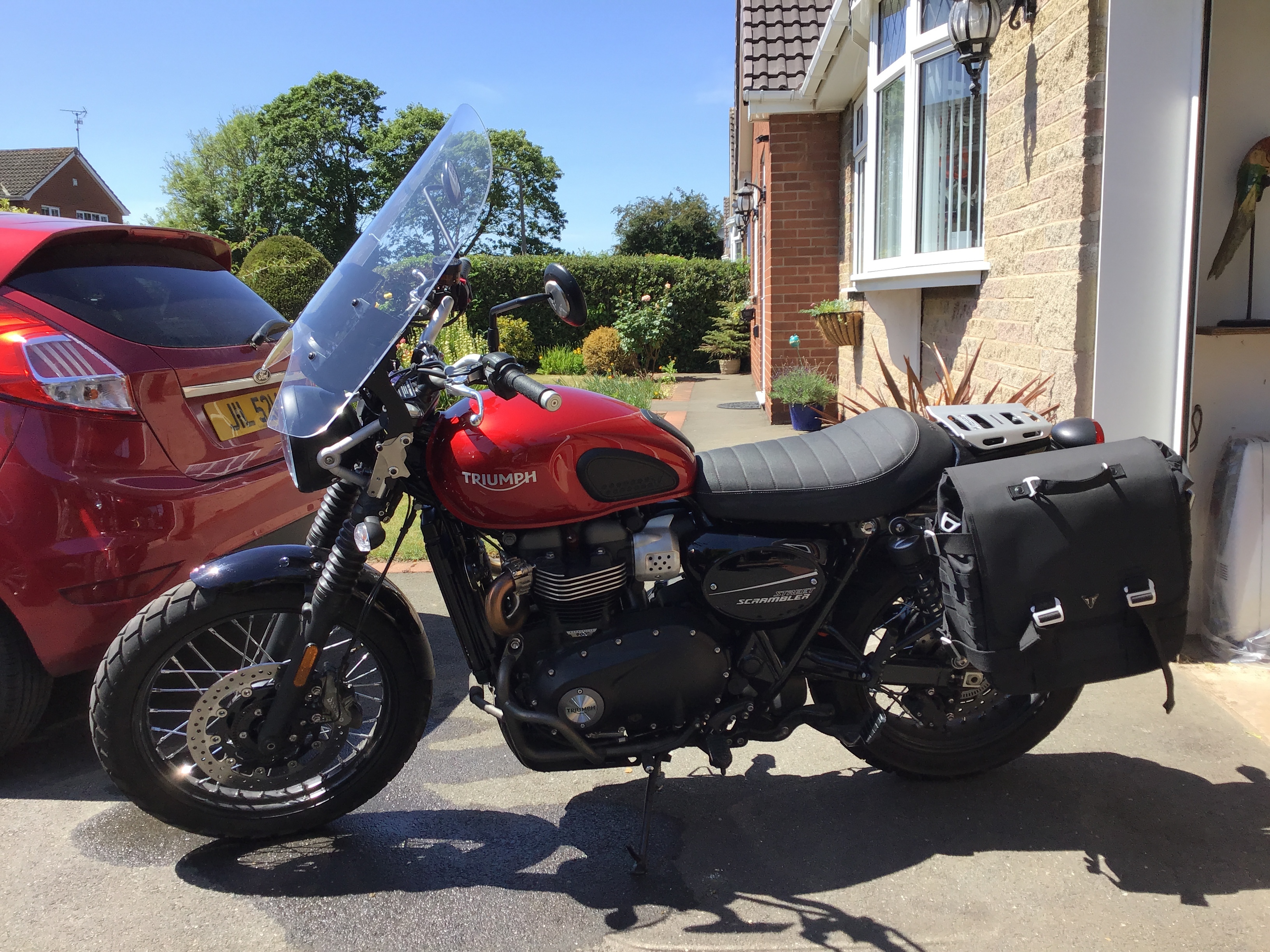 Triumph scrambler online 1200 rugged pannier