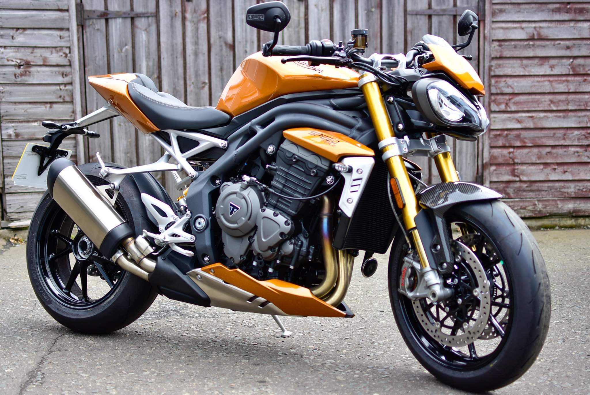 Speed triple deals orange