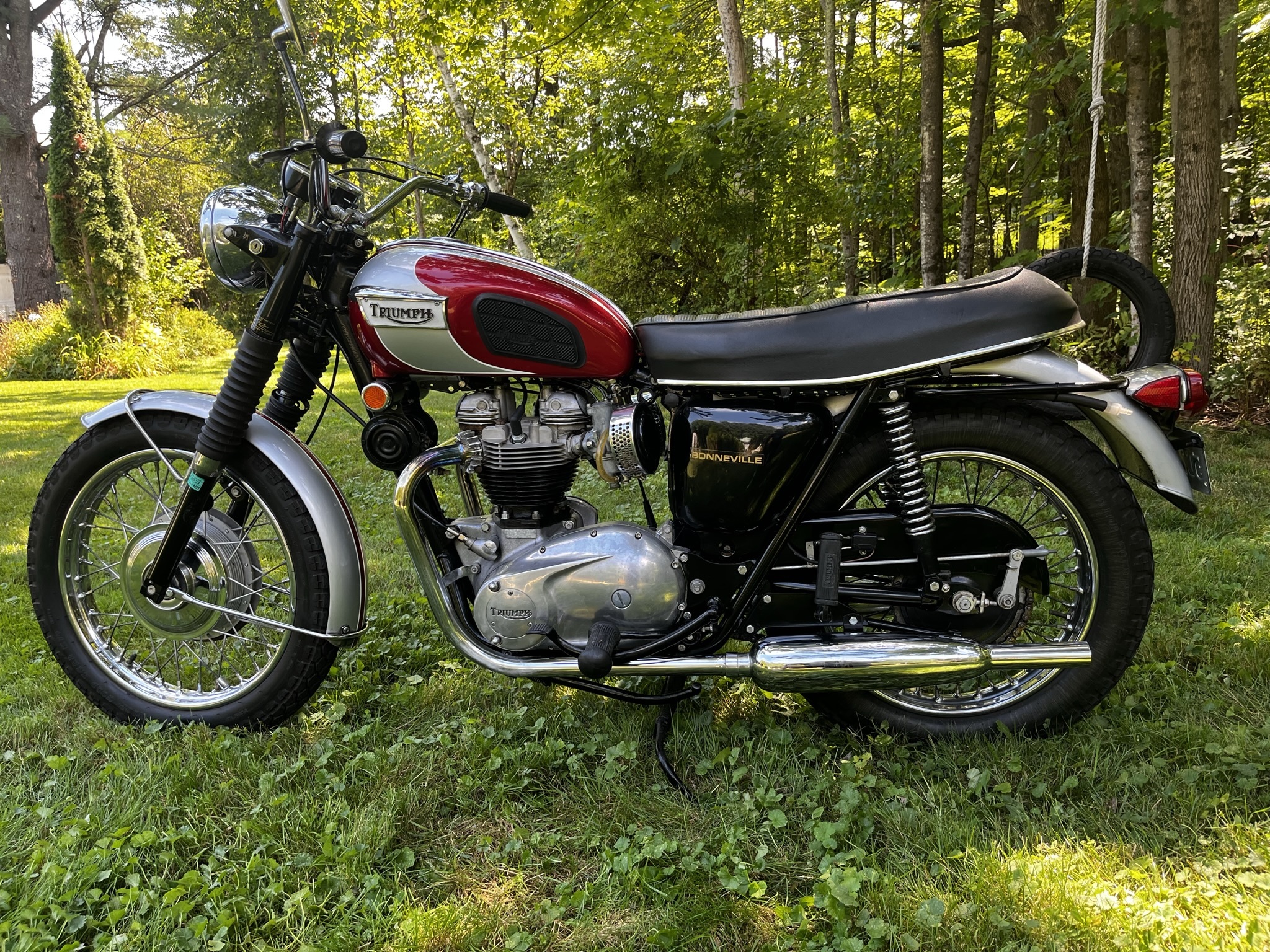 1969 Bonneville.JPEG