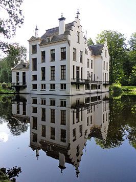 266px-Kasteel_Staverden1.jpg