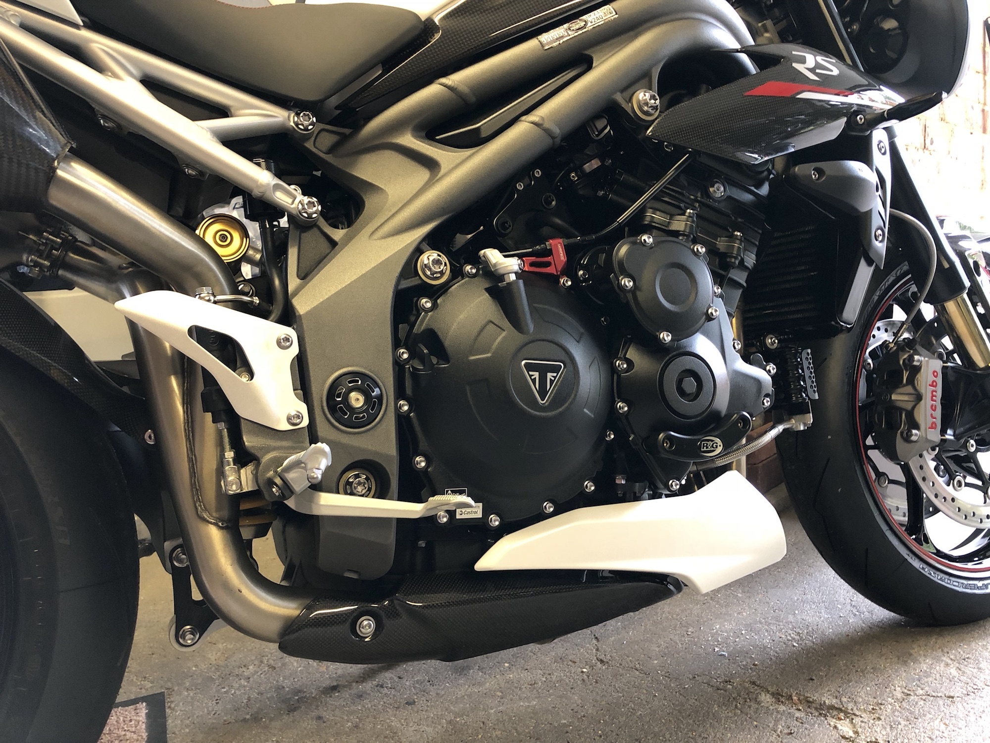 triumph speed triple crash protection