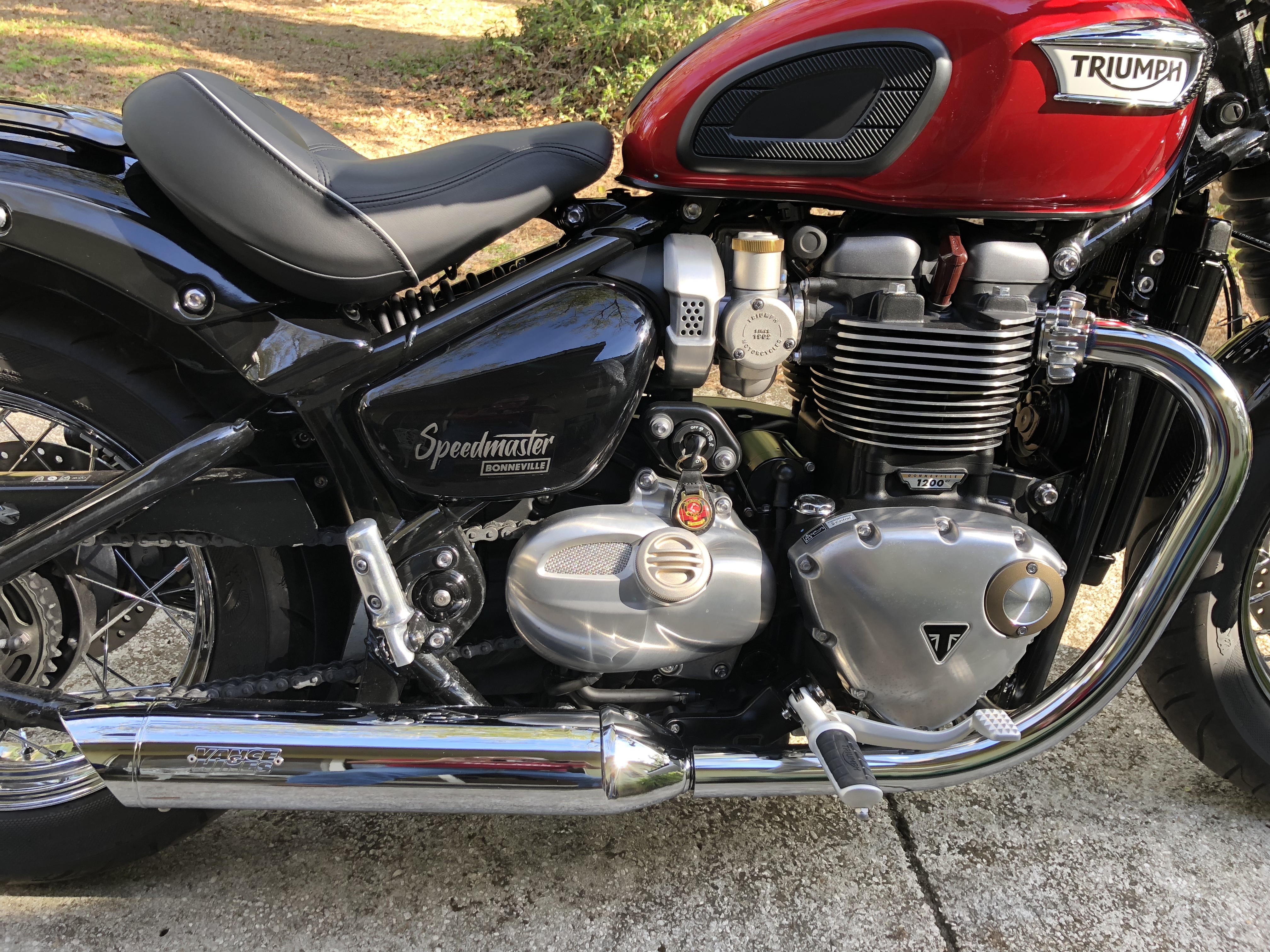 Triumph speedmaster store mid controls