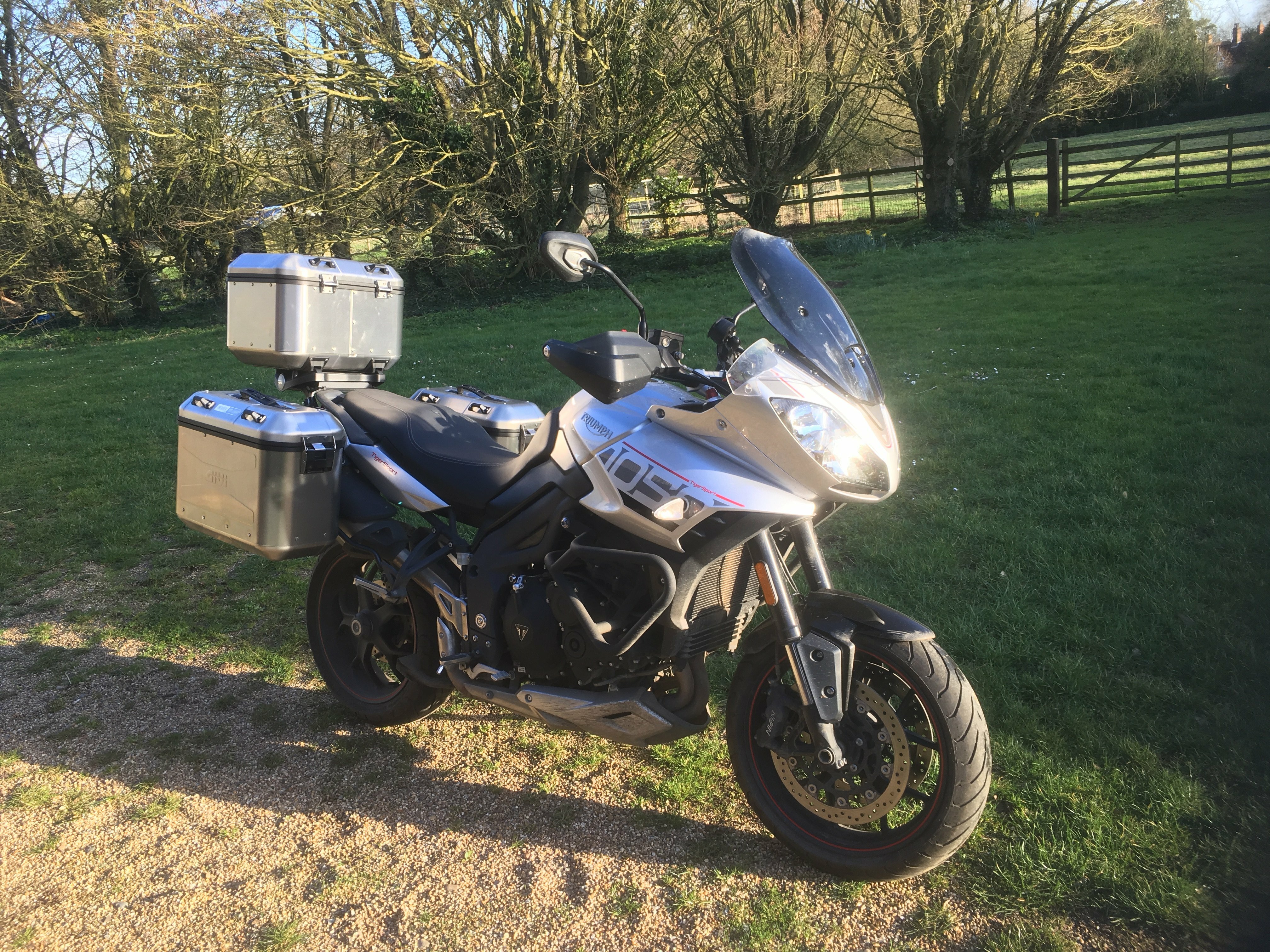 Triumph tiger cheap sport luggage