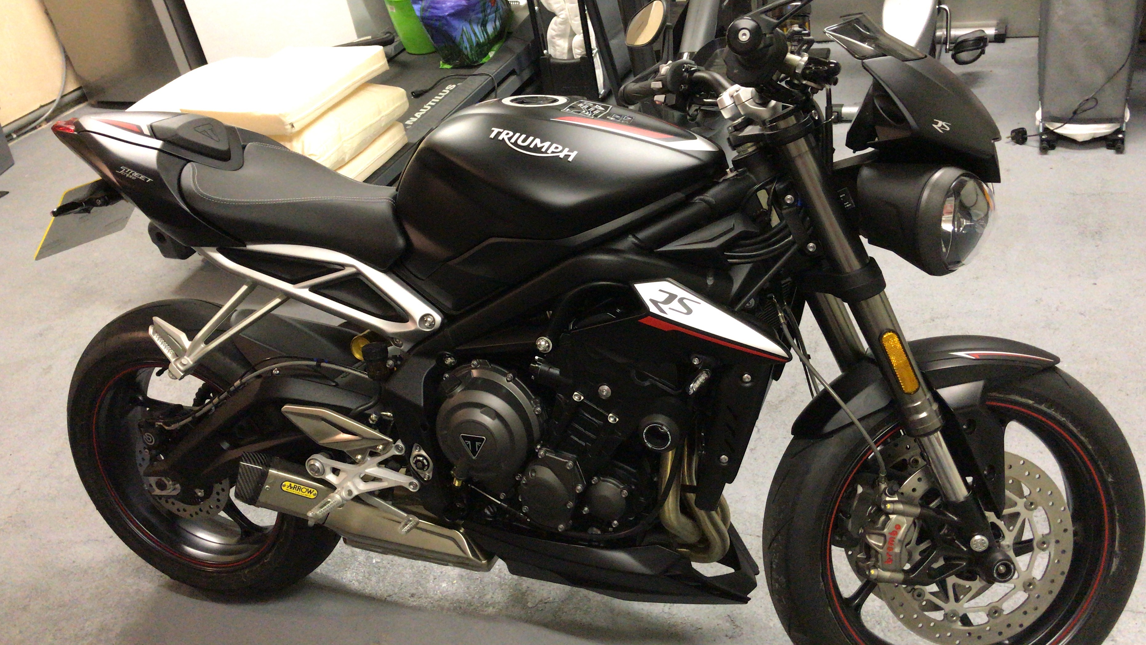 Triumph rs outlet 2019