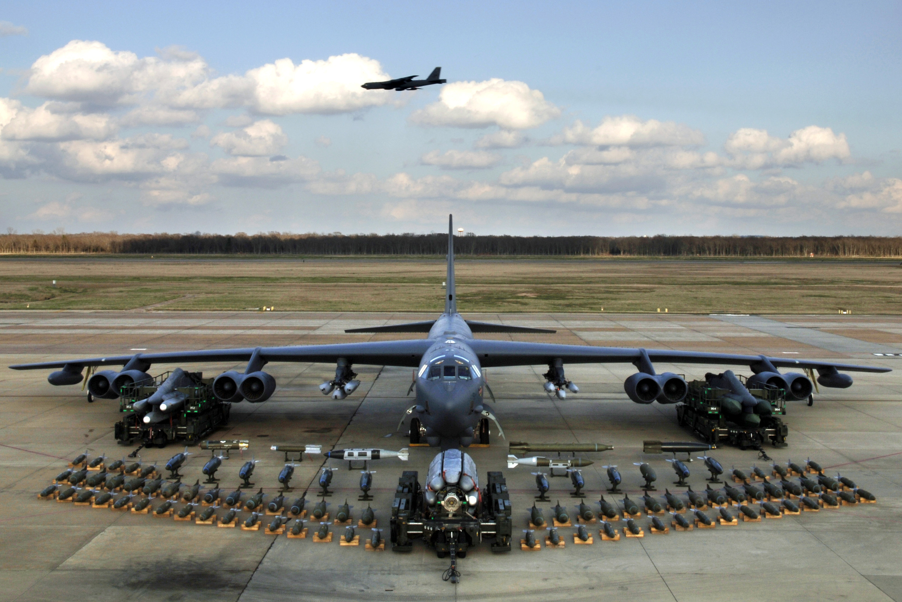 BARKESDALE B52.jpg