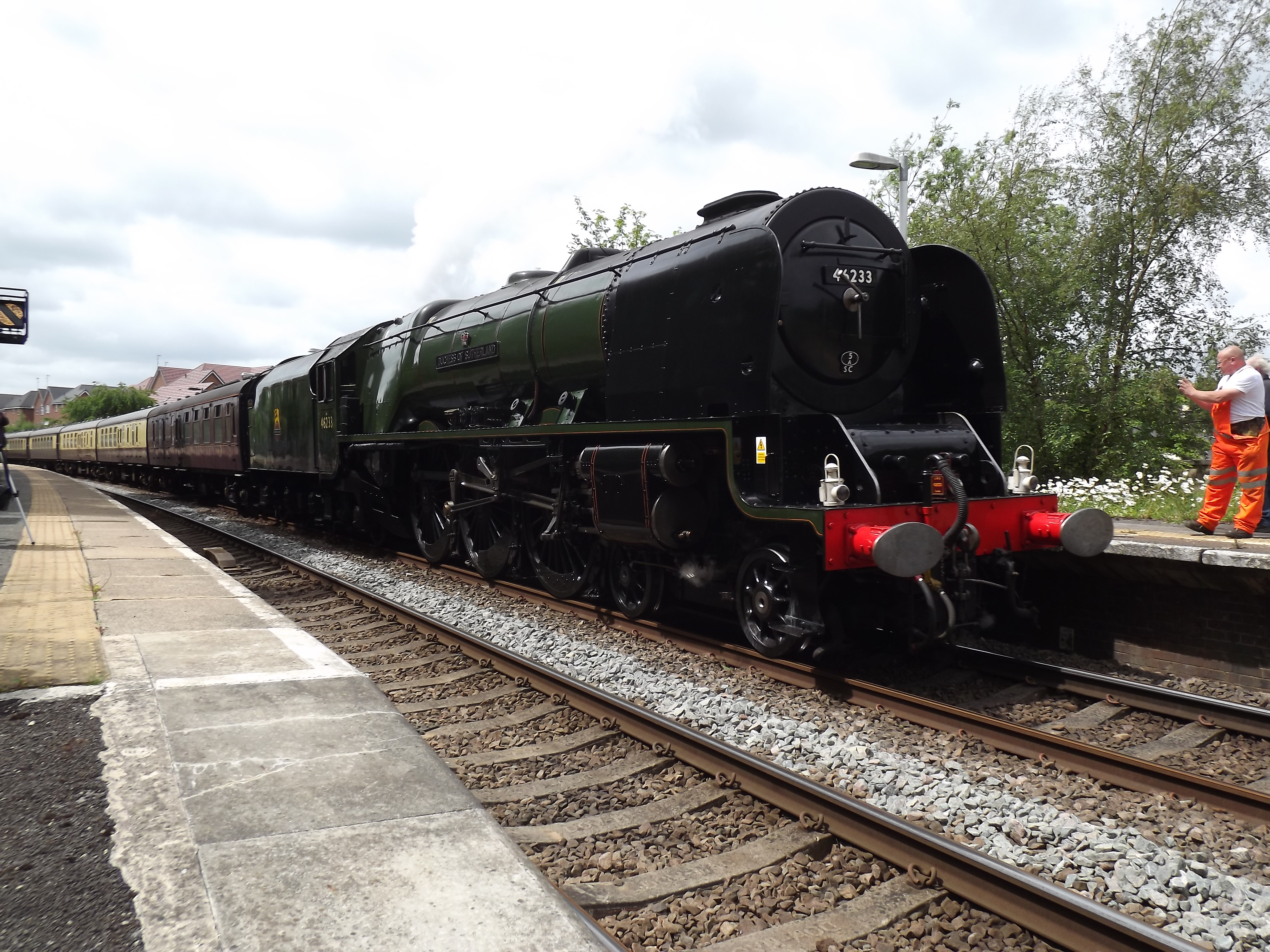 Duchess of Sutherland @ Pontefract 29 June 012.JPG