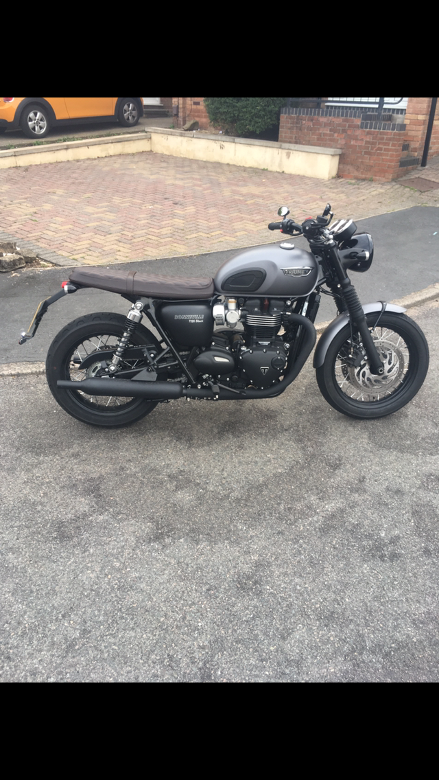 Triumph t120 store tail tidy