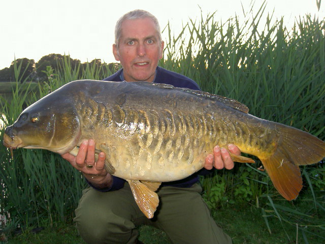 FISHING JULY 2010 MERE 002.JPG