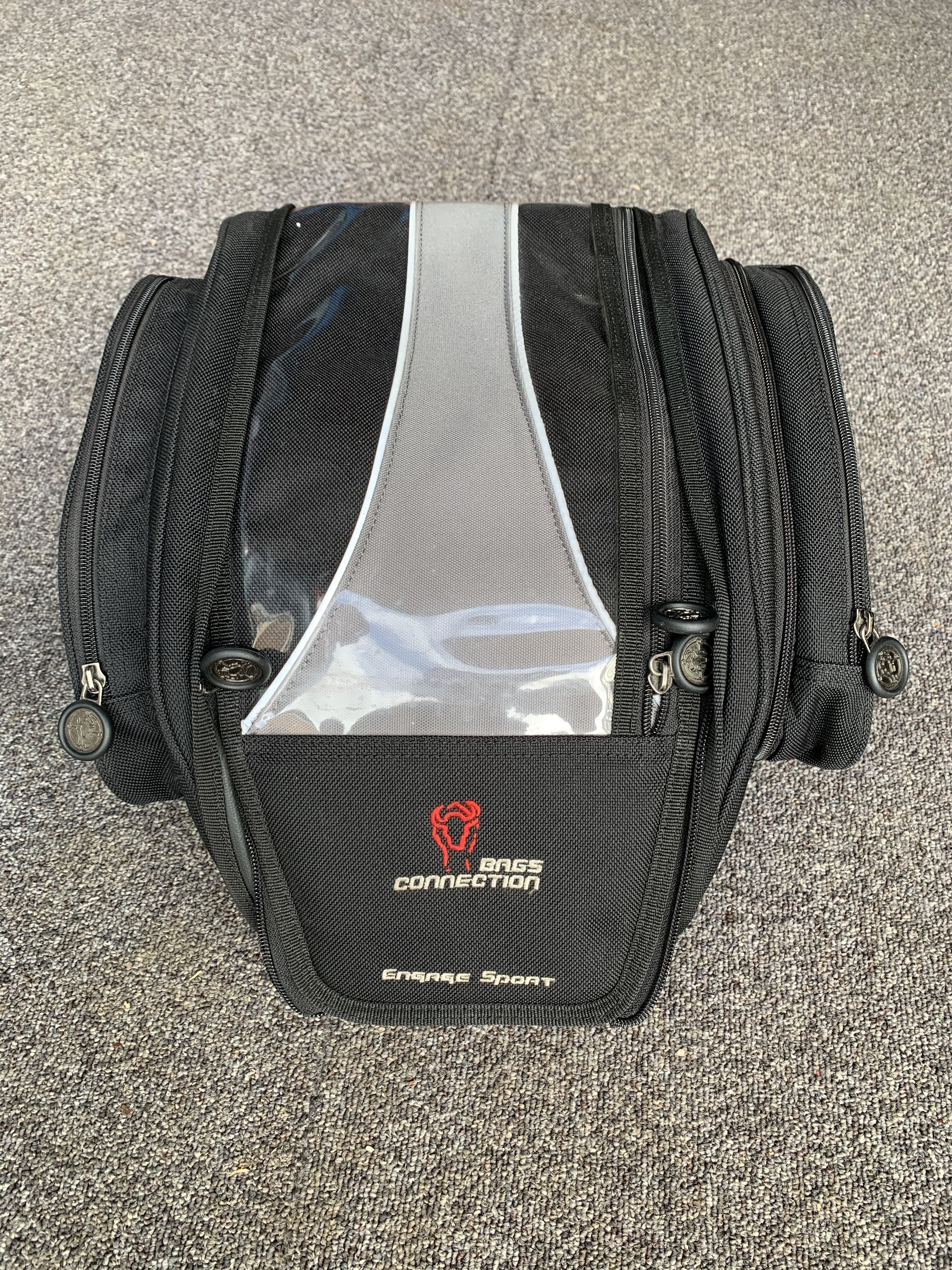 tank bag triumph