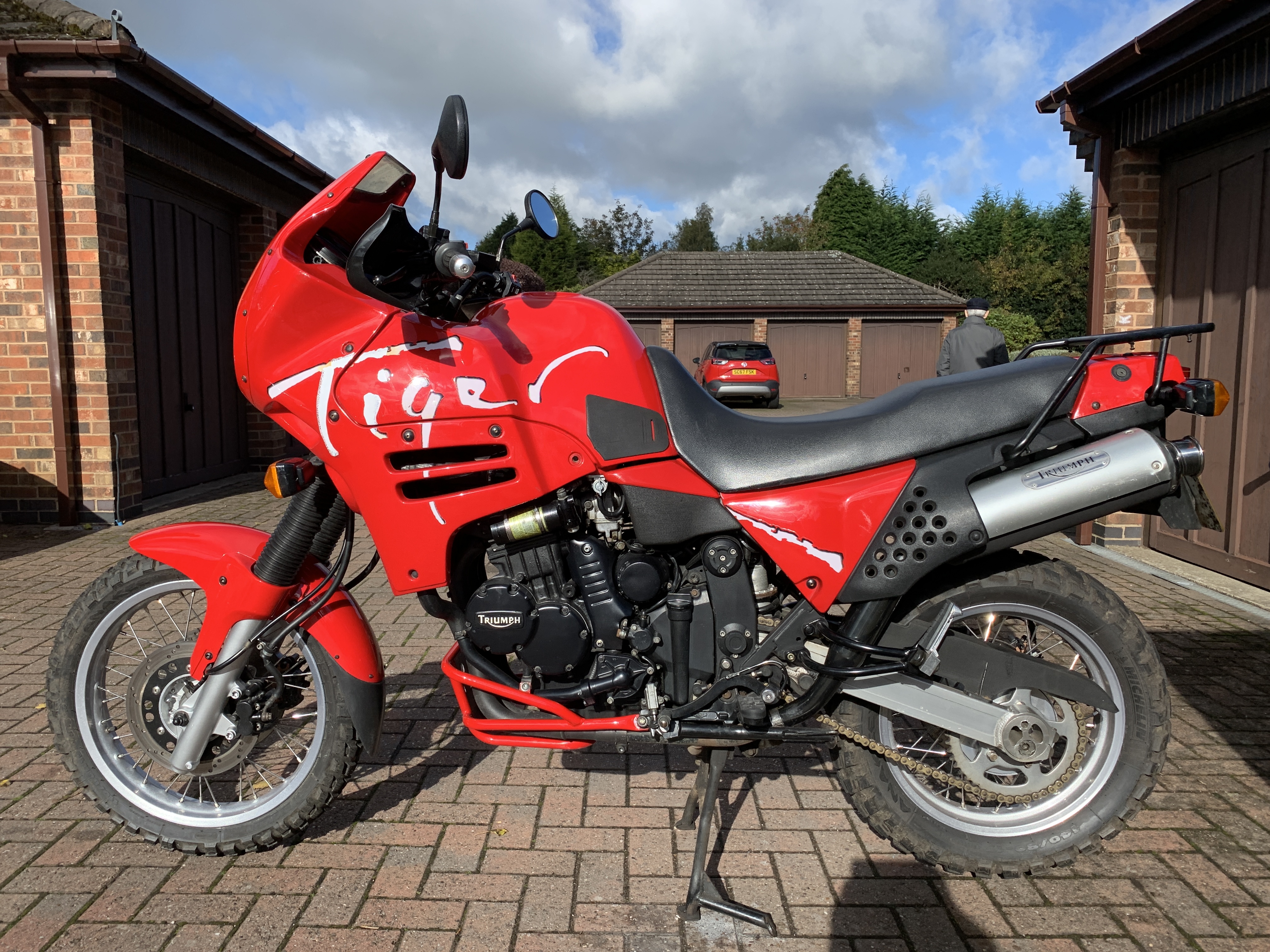 Triumph tiger 885 on sale for sale