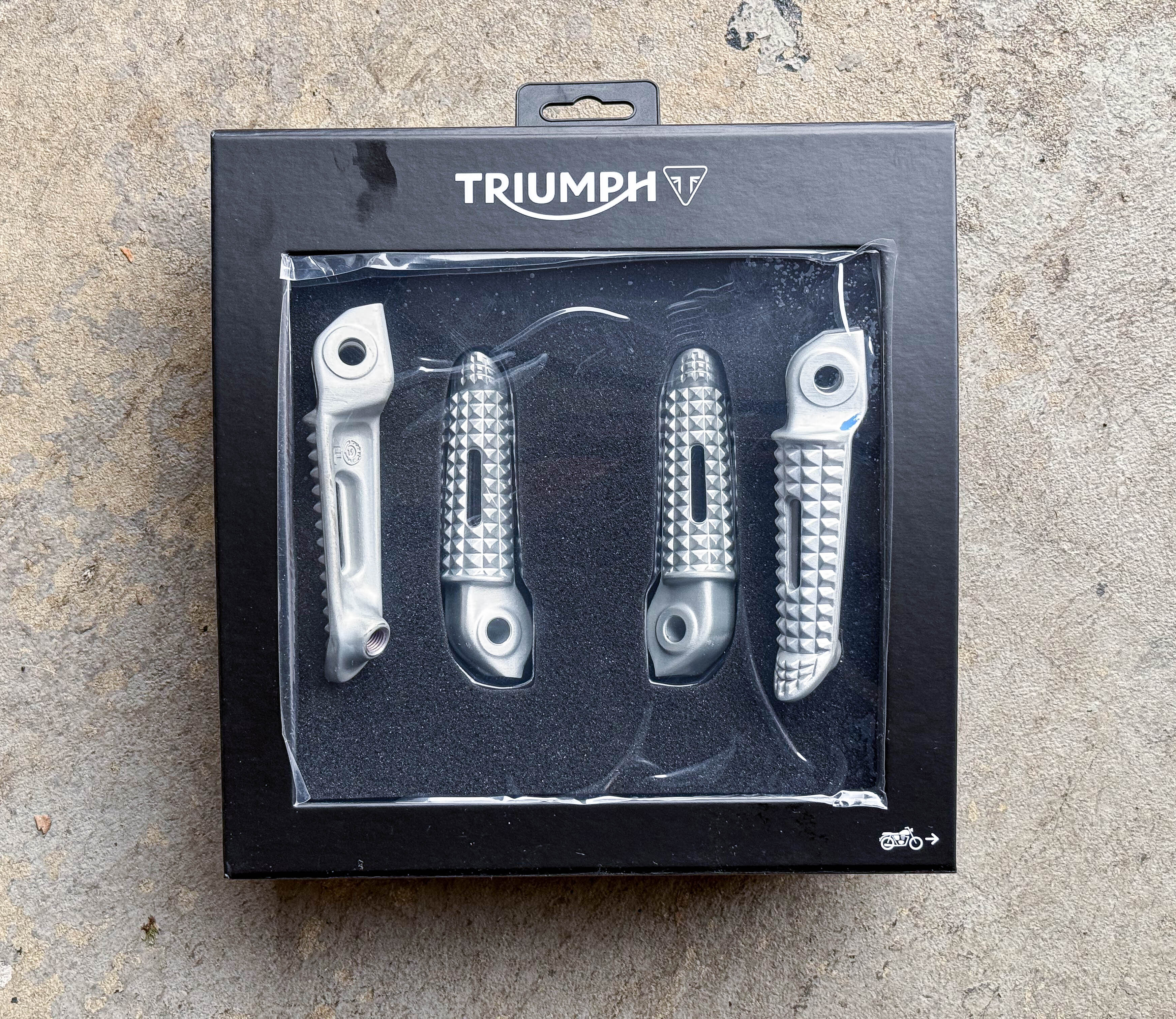 Triiumph Thruxton Parts-3.jpg