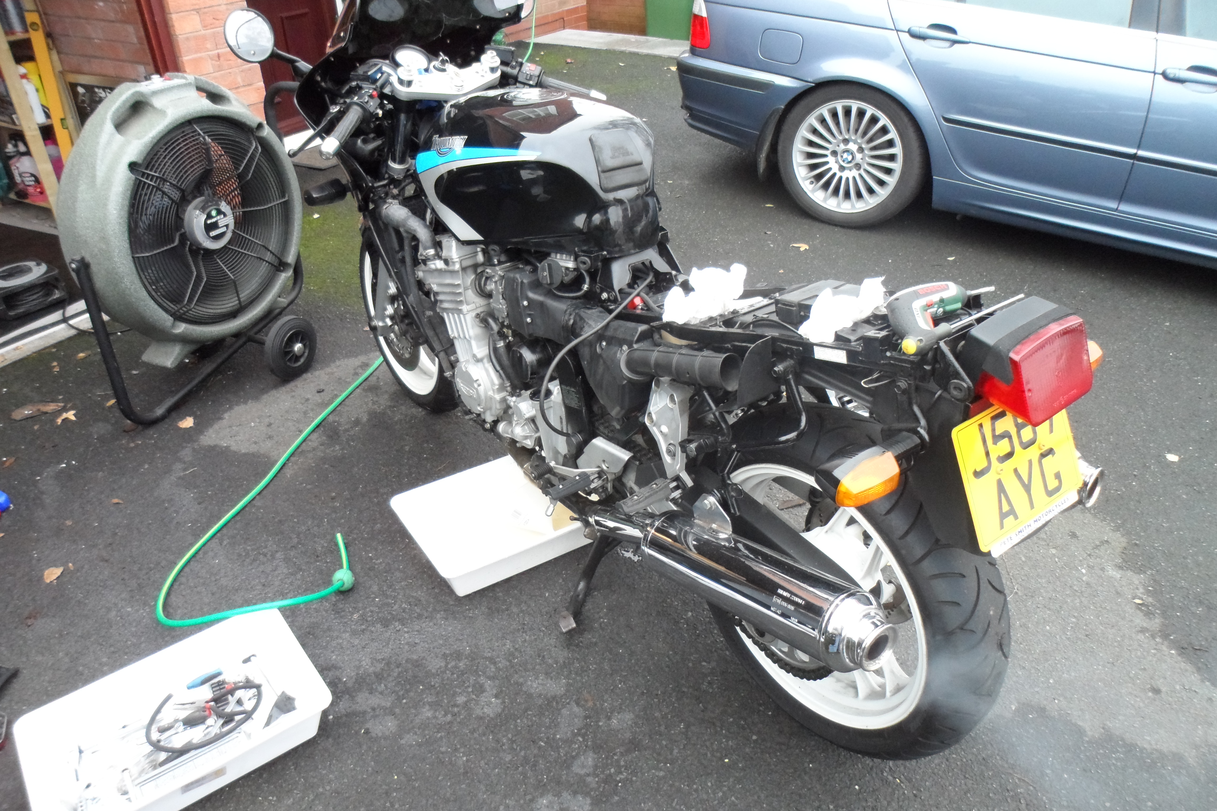 TRIUMPH COOLANT CHANGE 006.JPG