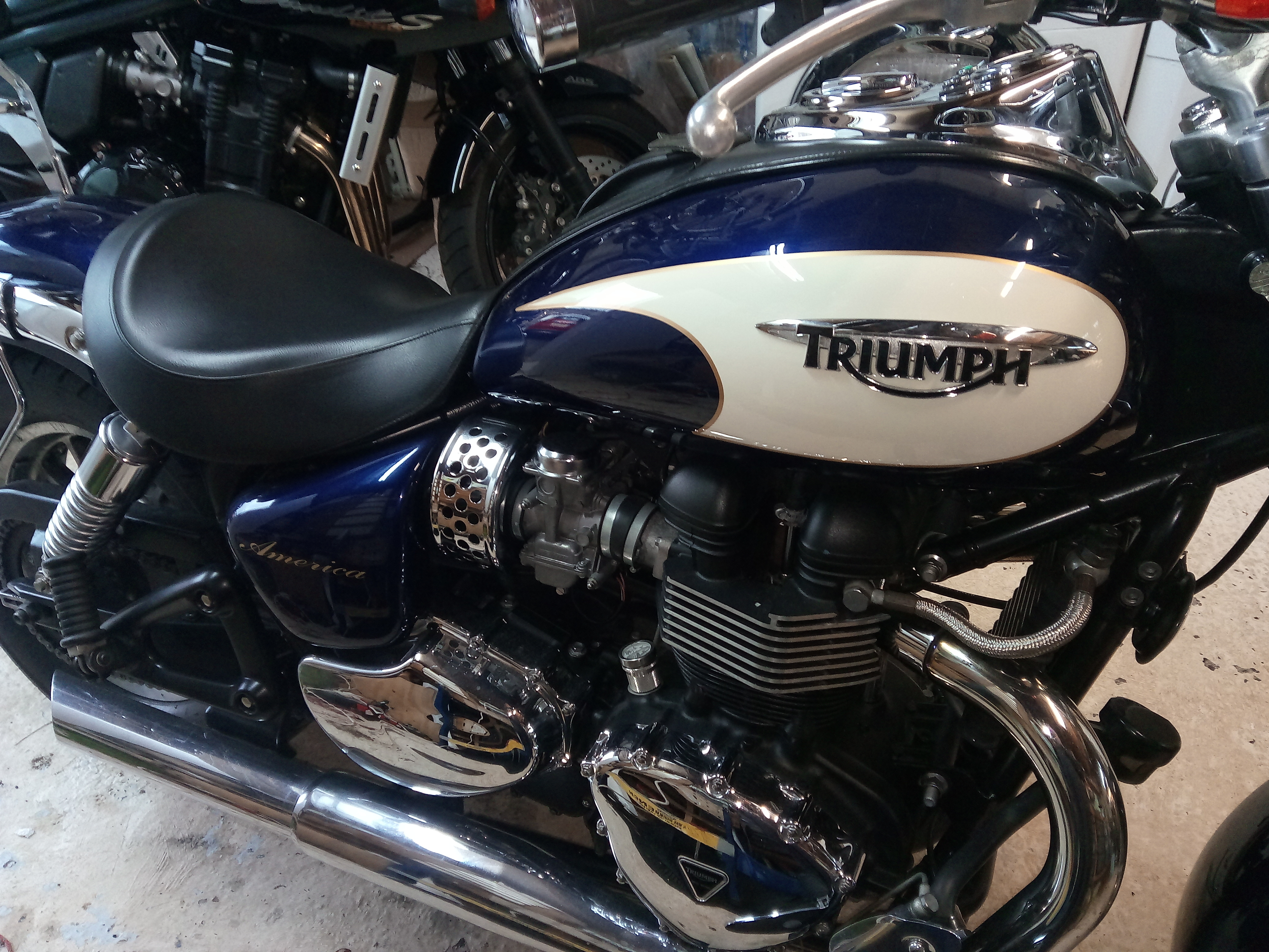 Triumph_America 002.jpg