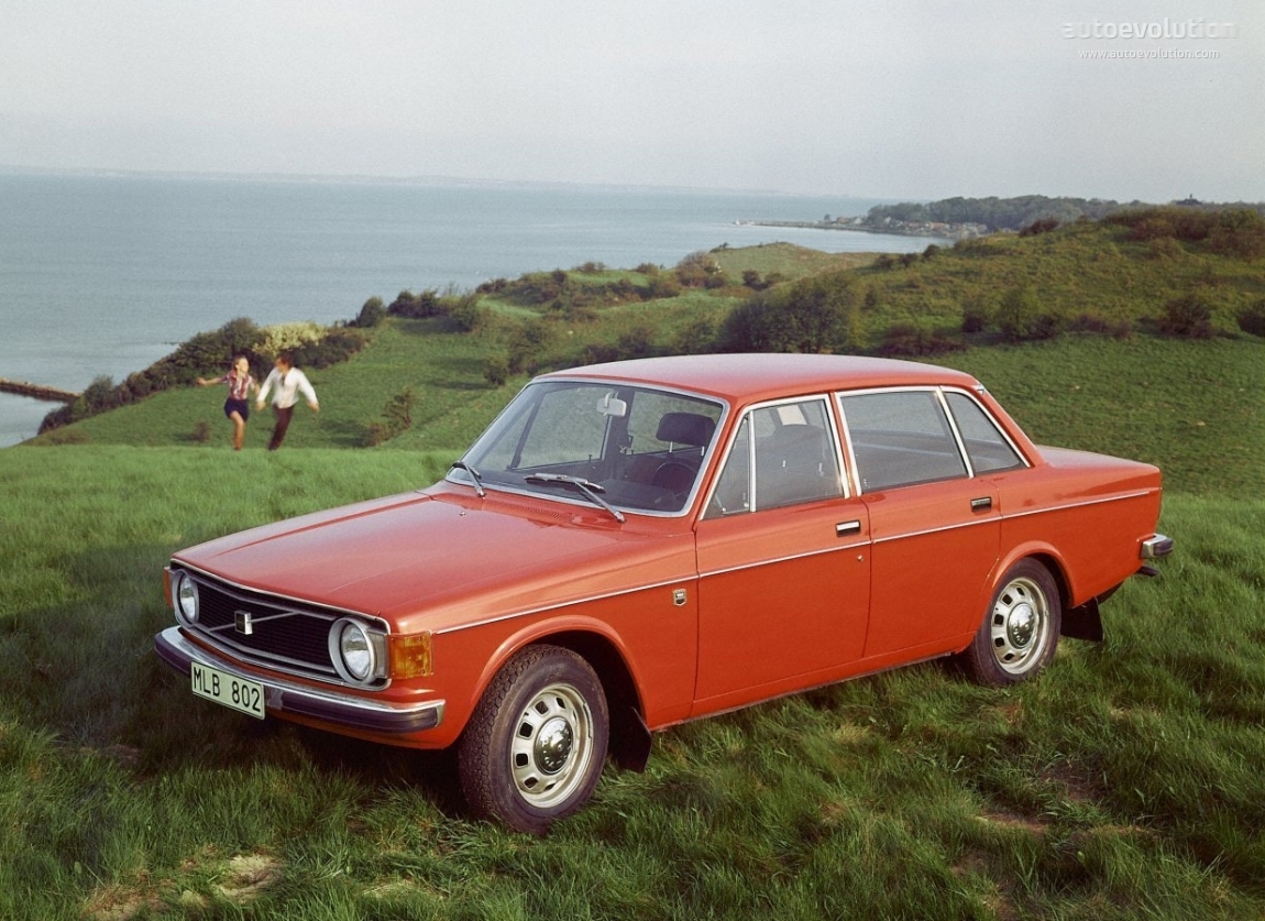 VOLVO144-2436_1.jpg