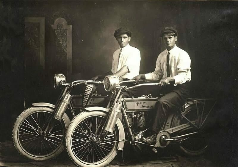 William Harley and Arthur Davidson.jpg