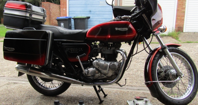 Selling My Bonneville T140ex