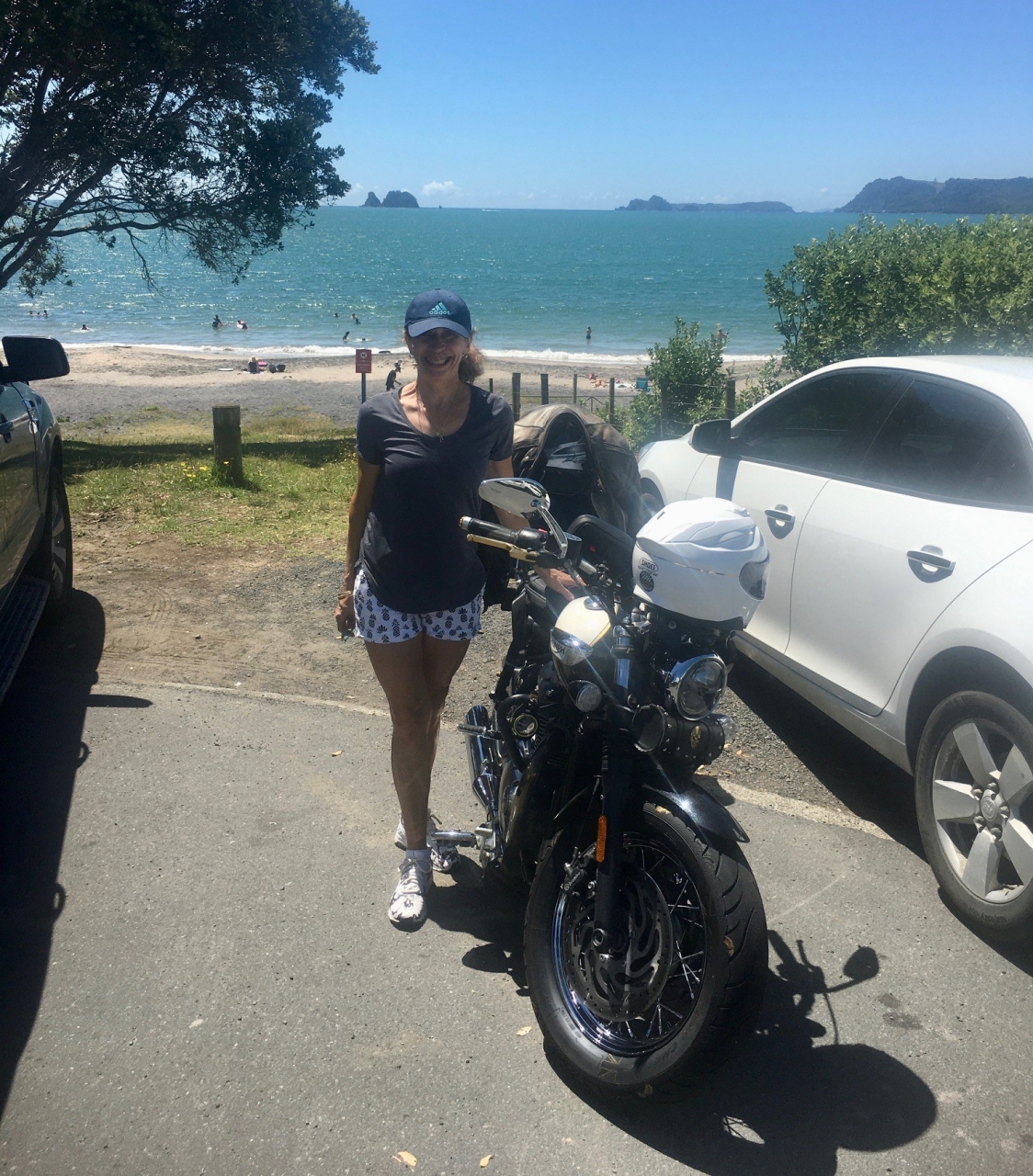 Beautiful Beach suburb north of Whitianga. Protected bay with diving pontoon.