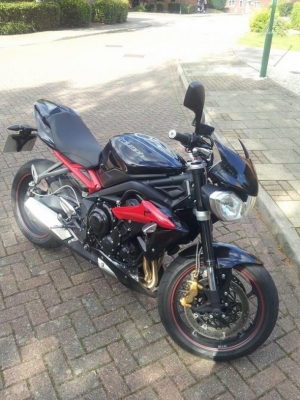 Street triple r