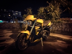 Street Twin - Scorched Yellow