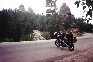 1991 FZR 600 Black Hills