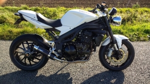 triumph speed triple 1050