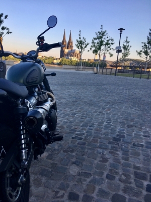 Rheinboulevard - Köln