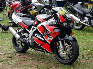 CBR900rrt